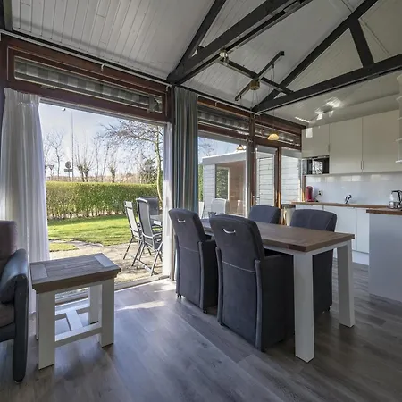 Holiday home Exquisite By The Sea