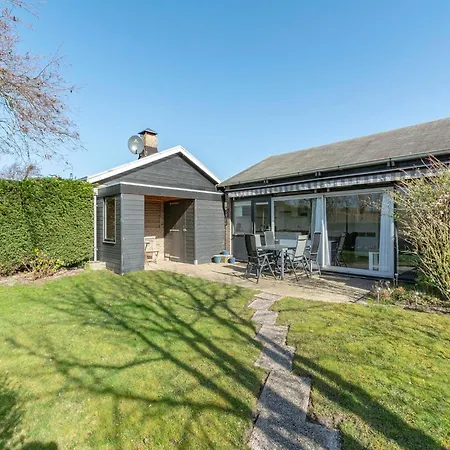 Vakantiehuis Boerenslag-2 Bungalow, 5-guests Opposite *